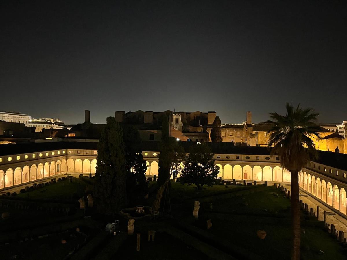 Camera X2 Con Magnifica Vista Sul Chiostro Di Michelangelo E Le Terme Di Diocleziano Roma Eksteriør bilde
