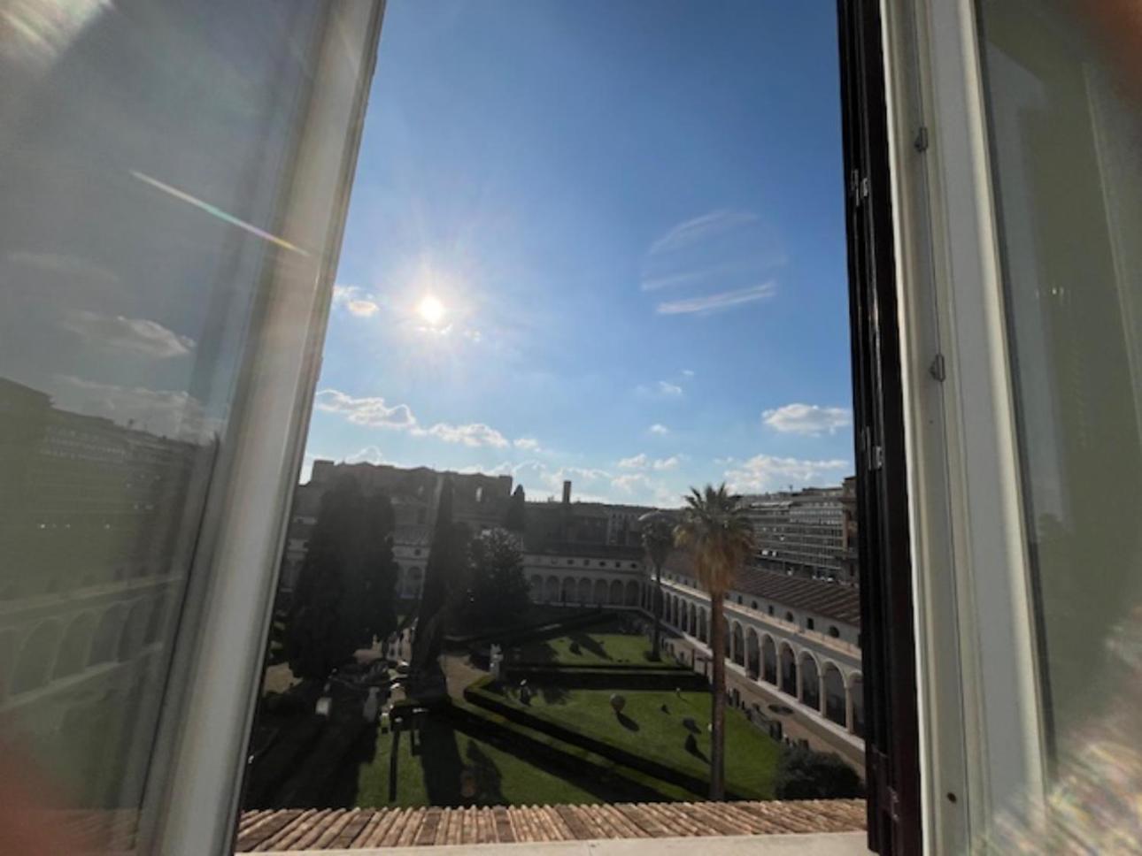 Camera X2 Con Magnifica Vista Sul Chiostro Di Michelangelo E Le Terme Di Diocleziano Roma Eksteriør bilde